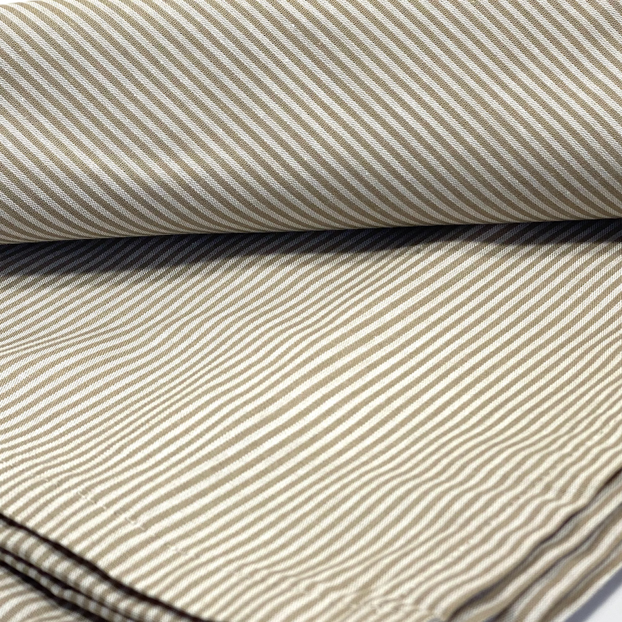 Chèches coton, Pas Si Muette. Popeline rayures milleraies beige. Fabrication française. Idée cadeau